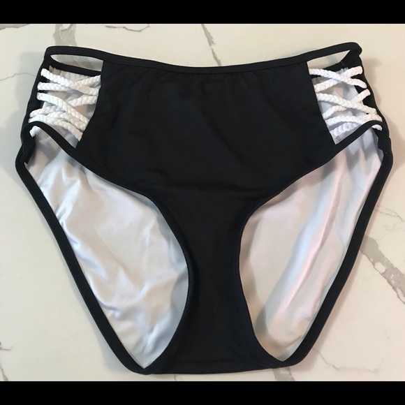 VENUS Other - VENUS High-Waisted Bikini Bottoms 10